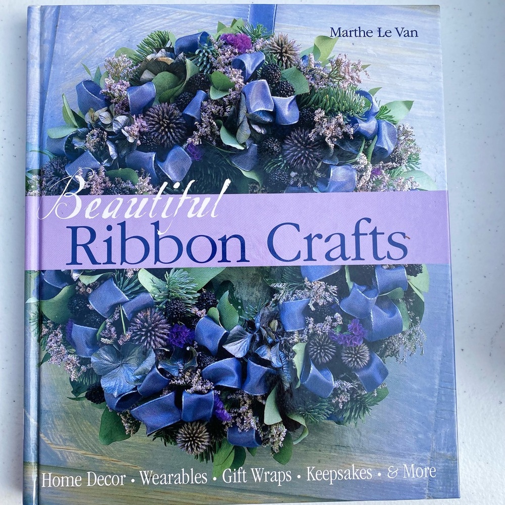 Ribbon crafts book